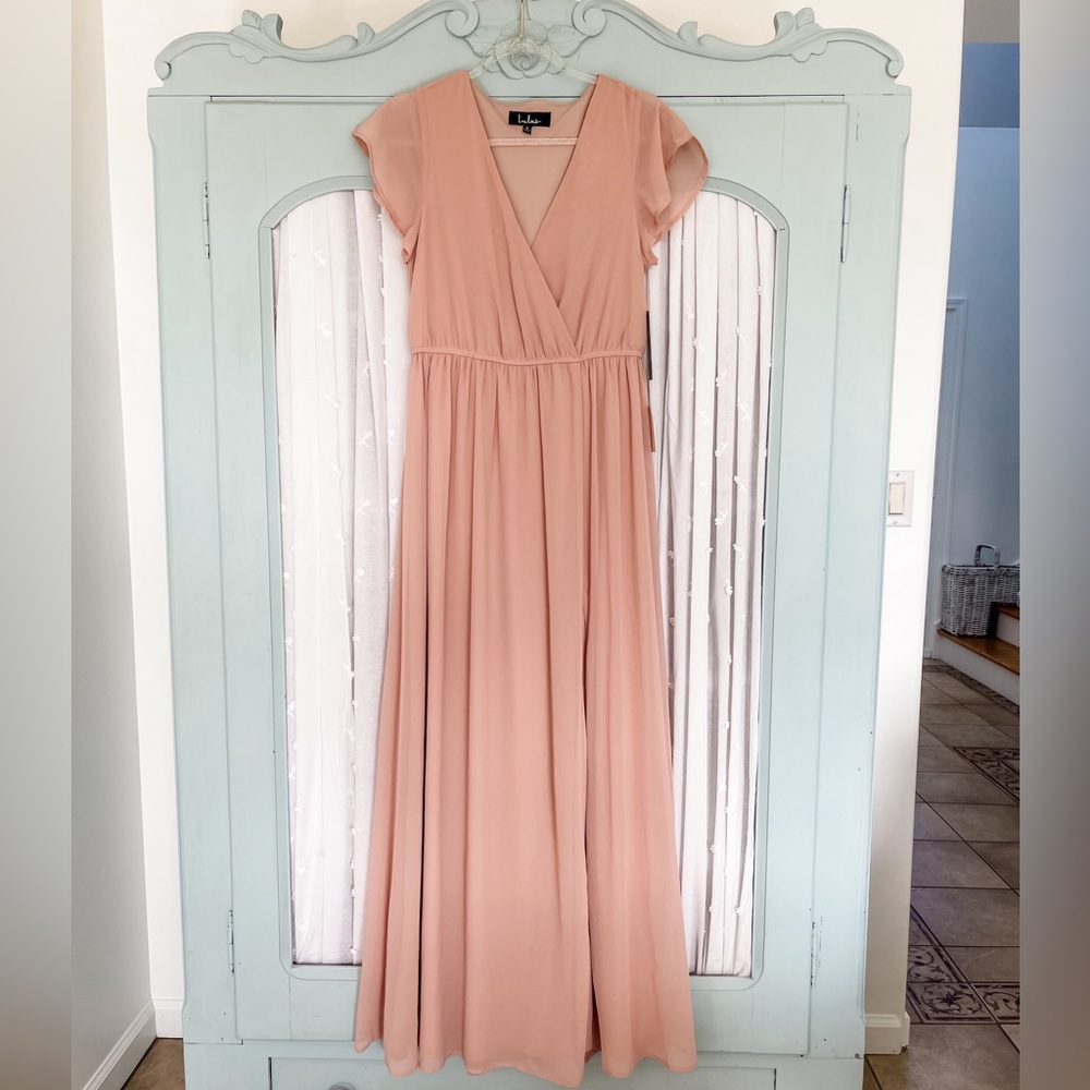 Lulus pale peach dress